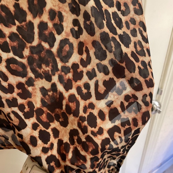 Fashion Nova Cheetah Bodysuit - Picture 3 of 6